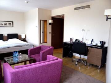 Фото номера Полулюкс (для 2 взрослых) Отель Qubus Hotel Bielsko-Biała г. Бельско-Бяла 4
