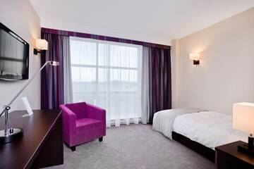 Фото номера Одноместный номер Отель Qubus Hotel Bielsko-Biała г. Бельско-Бяла 10