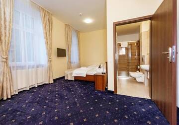 Фото номера Стандартный двухместный номер с 2 отдельными кроватями Отель Hotel Marczewski г. Бельско-Бяла 19