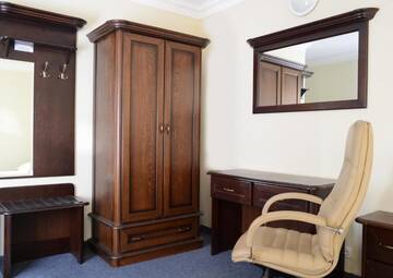 Фото номера Стандартный двухместный номер с 2 отдельными кроватями Отель Hotel Marczewski г. Бельско-Бяла 18