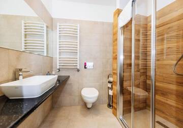 Фото номера Стандартный двухместный номер с 2 отдельными кроватями Отель Hotel Marczewski г. Бельско-Бяла 8
