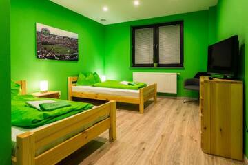 Фото номера Двухместный номер с 1 кроватью Отели типа «постель и завтрак» Tenis Park Advantage г. Бельско-Бяла 5