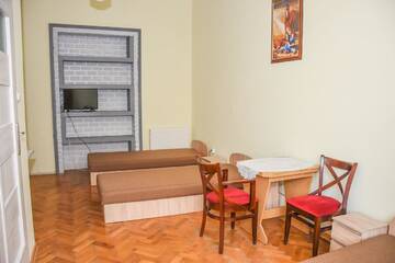 Фото номера Трехместный номер с душем Хостелы Hostel BIELSKO г. Бельско-Бяла 6