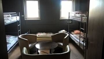 Фото номера Общий 4-местный номер для мужчин и женщин Хостелы Industrial Hostel г. Бельско-Бяла 5