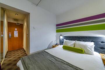 Фото номера Стандартный двухместный номер с 1 кроватью Отель ibis Styles Bielsko Biala г. Бельско-Бяла 7