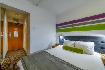 Фото номера Стандартный двухместный номер с 1 кроватью Отель ibis Styles Bielsko Biala г. Бельско-Бяла 3